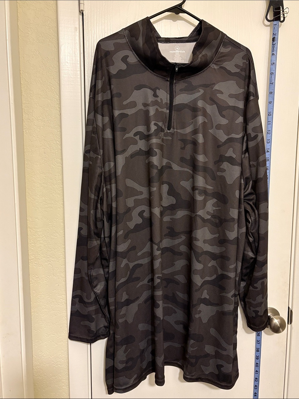 Men's Camo Quarter-Zip Pullover Hoodie - Black/Charcoal